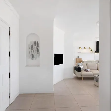 Apartamento Lindo T2 Com Vista Mar