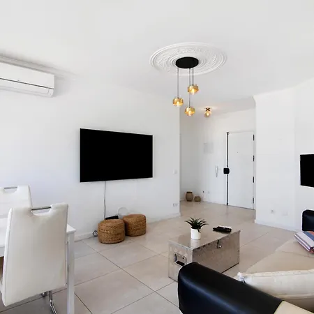 Apartment Lindo T2 Com Vista Mar